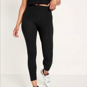 Old Navy Black High-Waisted Side-Pocket 7/8-Length Leggings for Women Size XS